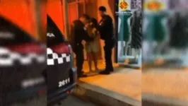 A mulher foi presa em flagrante  e responderá por lesão corporal e dano