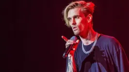 Aaron Carter  foi encontrado sem vida dentro de uma banheira sua casa em Lancaster, Califórnia.