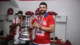 Náutico é o atual bicampeão Pernambucano, com Ari fazendo parte do grupo