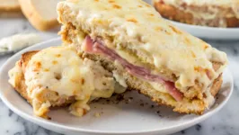 Imagem ilustrativa da notícia Gosta de Croque monsieur? Aprenda a fazer aí na sua casa