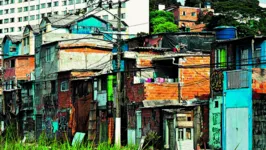 O Brasil tem uma deficiência de 5,9 milhões de moradias, sendo 1,5 milhão de domicílios precários