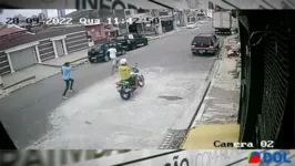 Imagem ilustrativa da notícia Jovem corre atrás de ladrão depois de assalto em Belém