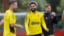 Atacante Gabigol está pendurado