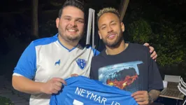 O humorista André Martha Filho e o jogador Neymar.