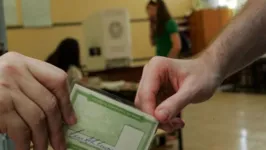 Eleitor pode consultar com antecedência o local de votação.