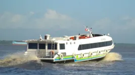 A lancha "Atlântica" fez a primeira viagem Belém-Porto de Camará na manhã de hoje.