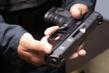 As armas Beretta Apx Full Size .40 foram adquiridas com recursos do Governo do Estado e ampliam o arsenal bélico da PM.