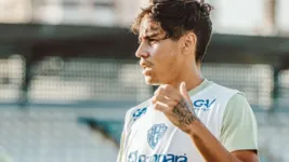 O meia José Aldo joga no Paysandu desde 2021.