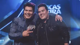 Lucas Akira e Fábio anunciam o primeiro single do DVD "Acústico dos Japanejos”.