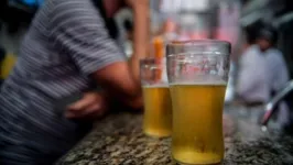 O documento proíbe a venda de bebidas alcoólicas em todo o território estadual nos dias 2 e 30 de outubro (caso ocorra segundo turno nas eleições).