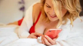 Alguns signos do zodíaco estão mais interessados na arte do "sexting" do que outros.