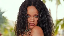 Rihanna está de volta à música