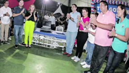 Os equipamentos hospitalares e coletes foram entregues ao município na noite de ontem