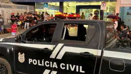 Criminosos ameaçavam e coagiam as pessoas que não aceitavam pagar por um lugar na fila das agências bancárias.