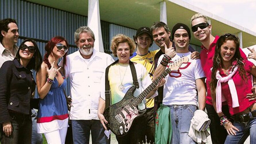 El ex integrante de la banda mexicana RBD declara su apoyo a Lula