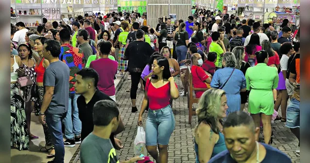 Imagem ilustrativa da notícia Feira de Artesanato do Círio termina com 60 mil visitantes