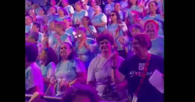 Imagem ilustrativa da notícia Vídeo: "Tem Nazaré Essa Noite" é o hit do Círio 2022