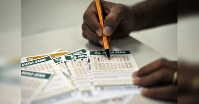 Imagem ilustrativa da notícia Mega-Sena pode pagar R$ 130 milhões neste sábado