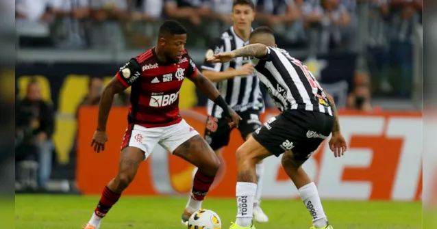 Imagem ilustrativa da notícia Com time B, Flamengo enfrenta o Atlético-MG no Maracanã