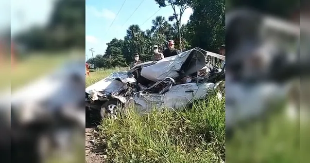 Imagem ilustrativa da notícia Vídeo: motorista morre após colisão entre ônibus e carro