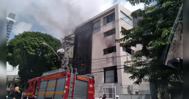 Imagem ilustrativa da notícia Incêndio é registrado em prédio no centro de Belém