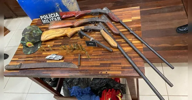 Imagem ilustrativa da notícia Vídeo: Armas são encontradas na mata do Parque do Utinga