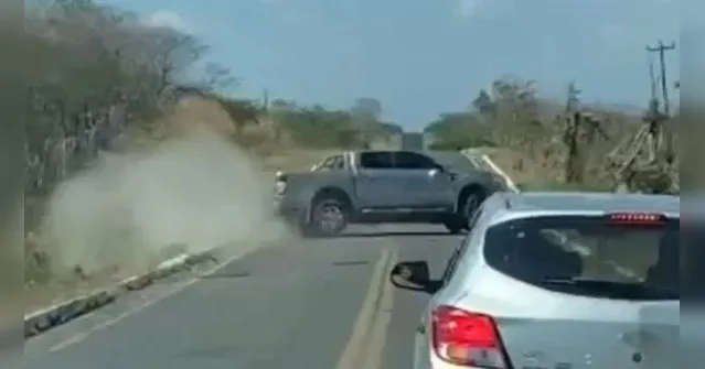 Imagem ilustrativa da notícia Padre cochila, perde controle do carro e cai em lago no CE