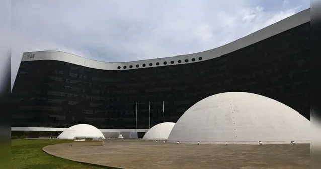 Imagem ilustrativa da notícia  Denúncia de Bolsonaro não tem força para anular eleições