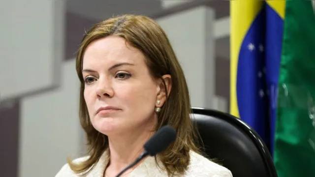 Imagem ilustrativa da notícia Gleisi atribui assassinato de petista a comando de Bolsonaro 