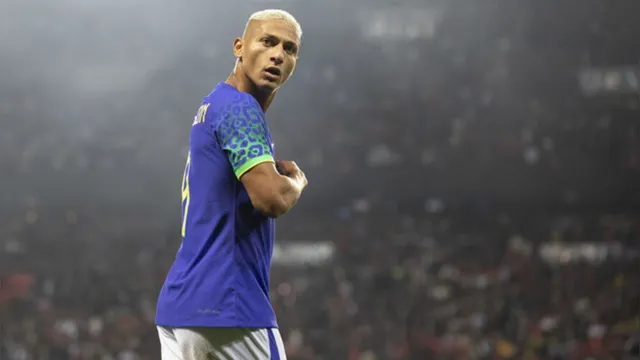 Imagem ilustrativa da notícia Richarlison agradece apoio após risco de ficar fora da Copa