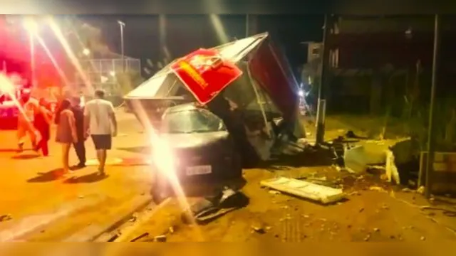 Imagem ilustrativa da notícia Motorista embriagado atinge trailer em Santarém 