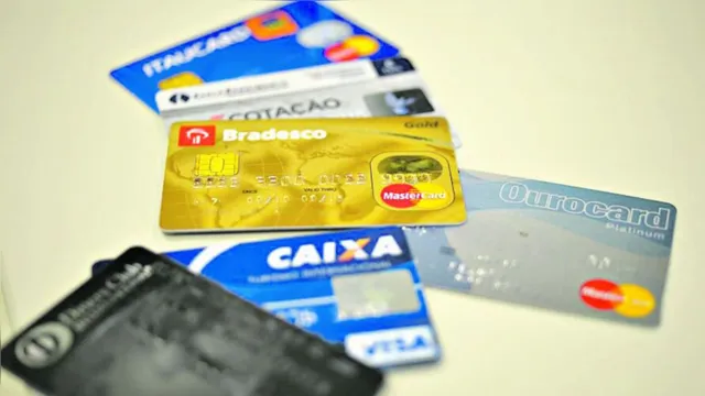 Imagem ilustrativa da notícia Brasil tem 79% das famílias com dívidas