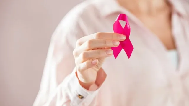 Imagem ilustrativa da notícia Câncer de mama, uma doença cada vez mais precoce