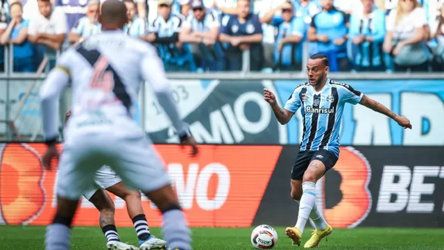 Imagem ilustrativa da notícia Na
reestreia de Renato Gaúcho, Grêmio vira sobre o Vasco