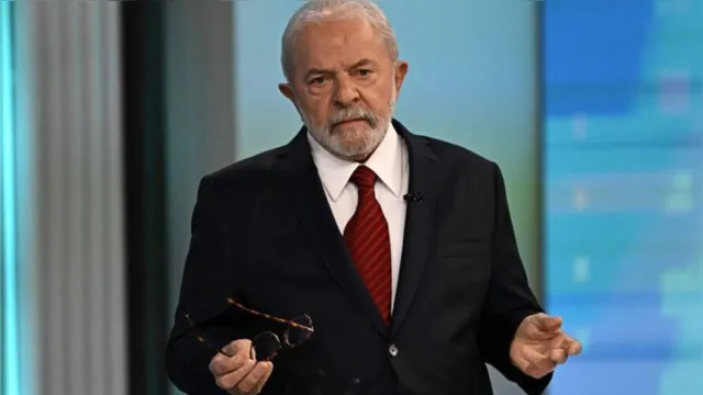 Imagem ilustrativa da notícia Lula deve propor salário mínimo de R$ 1.320 para 2023