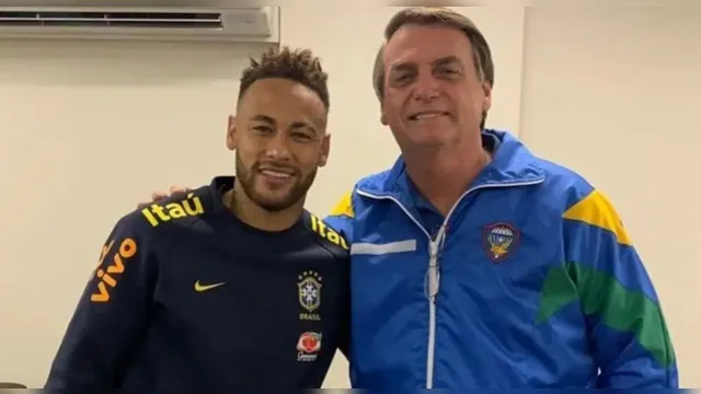 Imagem ilustrativa da notícia Sem declarar voto, Neymar agradece visita de Bolsonaro 