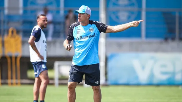 Imagem ilustrativa da notícia Grêmio encara Sampaio buscando aumentar vantagem no G4