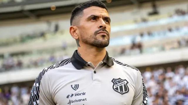 Imagem ilustrativa da notícia Ceará anuncia desligamento do técnico Lucho González 