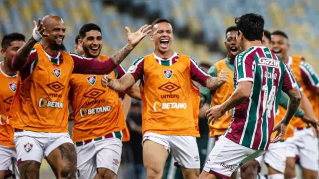 Imagem ilustrativa da notícia Cano faz dois e Fluminense bate o Fortaleza no Maracanã