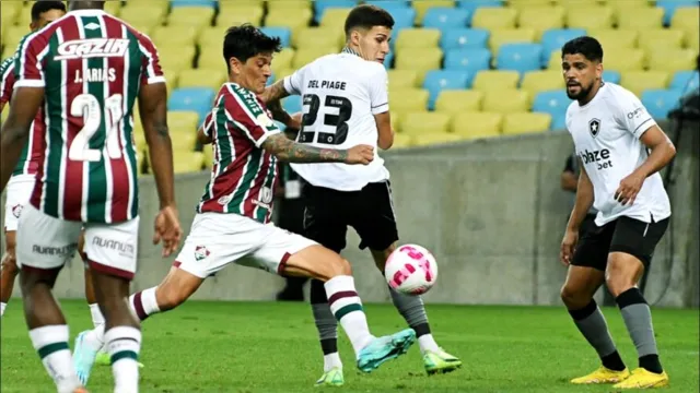 Imagem ilustrativa da notícia Fluminense reage e empata com Botafogo em jogo no Maracanã