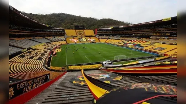 Imagem ilustrativa da notícia Vulcão entra em "alerta amarelo" às vésperas da Libertadores