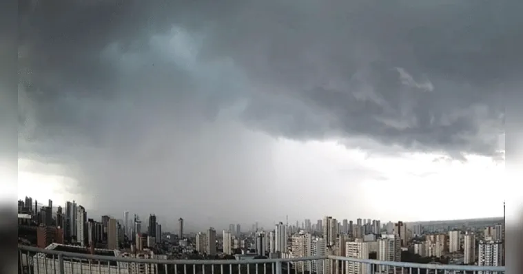 Imagem ilustrativa da notícia Domingo de eleição deve ter calor e chuva em todo o país
