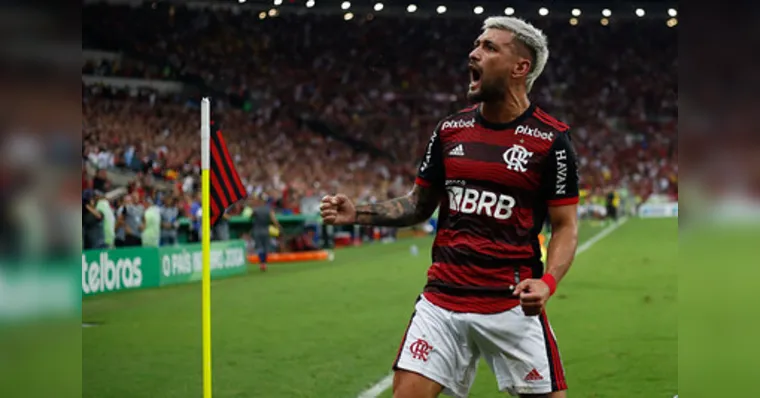 Imagem ilustrativa da notícia Flamengo volta a vencer o São Paulo e chega em nova decisão