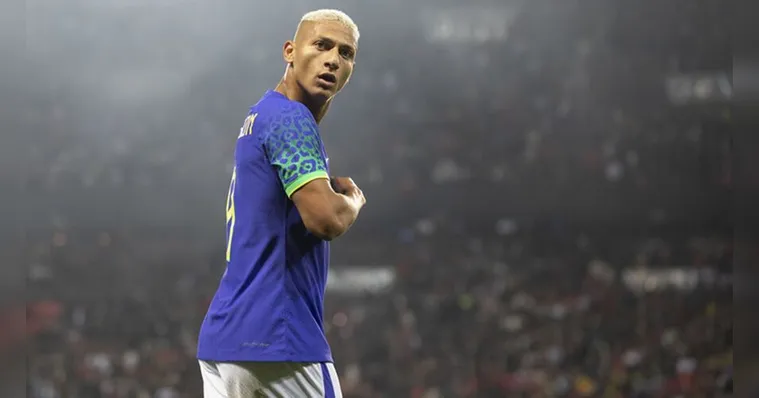 Imagem ilustrativa da notícia Richarlison agradece apoio após risco de ficar fora da Copa