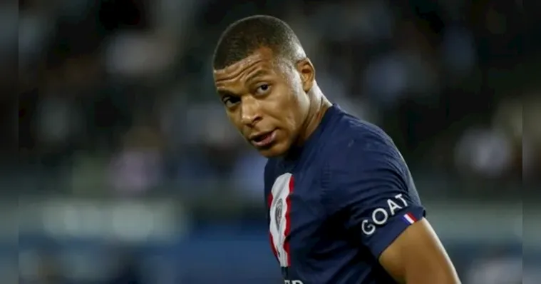 Imagem ilustrativa da notícia Ex-jogador inglês ataca Mbappé: "maior bebê chorão"