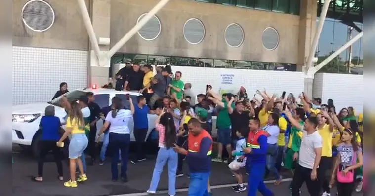 Imagem ilustrativa da notícia Bolsonaro em Belém tem apoiadores e vias congestionadas