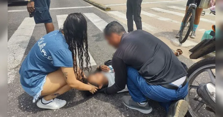 Imagem ilustrativa da notícia Mulher passa mal e cai da garupa de motocicleta em Belém