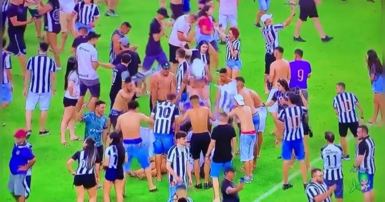 Imagem ilustrativa da notícia Vídeos: Ceará e Cuiabá é encerrado por invasão e brigas