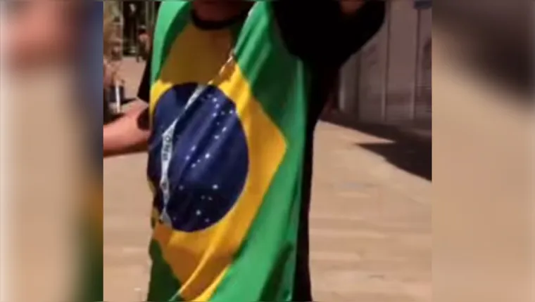 Imagem ilustrativa da notícia Veja o vídeo: bolsonarista agride candidata do PT em MG