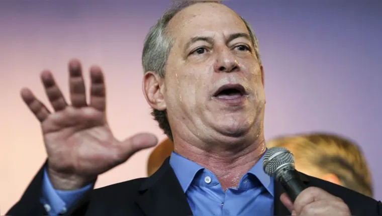 Imagem ilustrativa da notícia Bolsonarista é preso por tentar agredir Ciro Gomes em evento